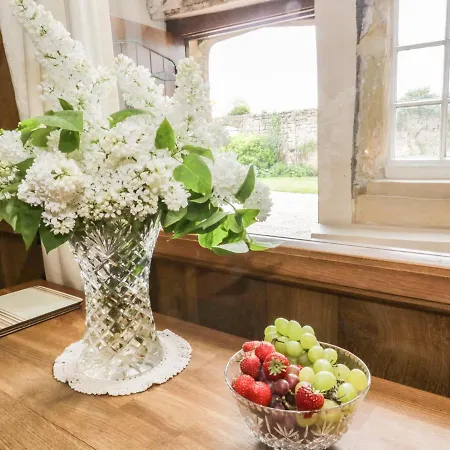 Snape Castle, The Undercroft Dom wakacyjny Bedale